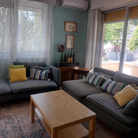 Sunny Family Home By The Beach Limassol Ngoại thất bức ảnh